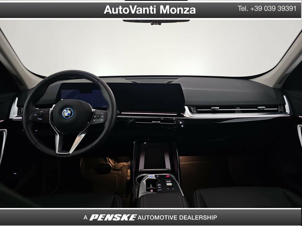 BMW iX1 edrive 20 X-Line