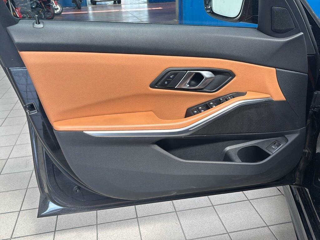 BMW Serie 3 320d Touring mhev 48V Msport xdrive auto
