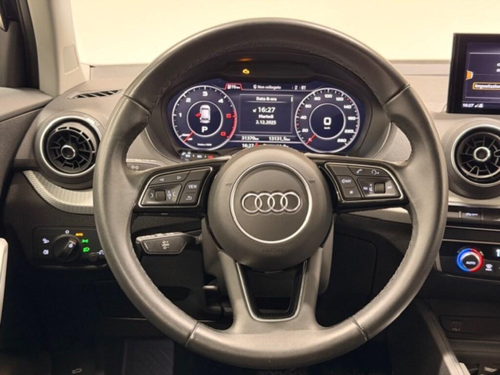 Audi Q2 35 2.0 tdi Identity Black s-tronic