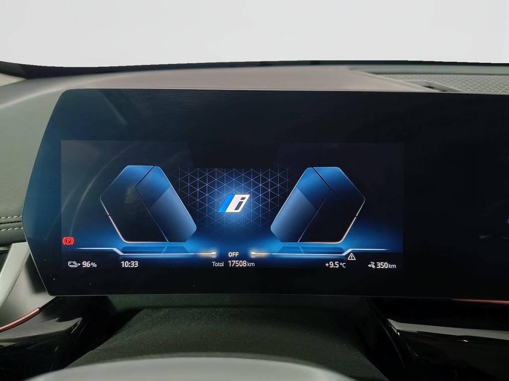 BMW iX1 edrive 20 X-Line