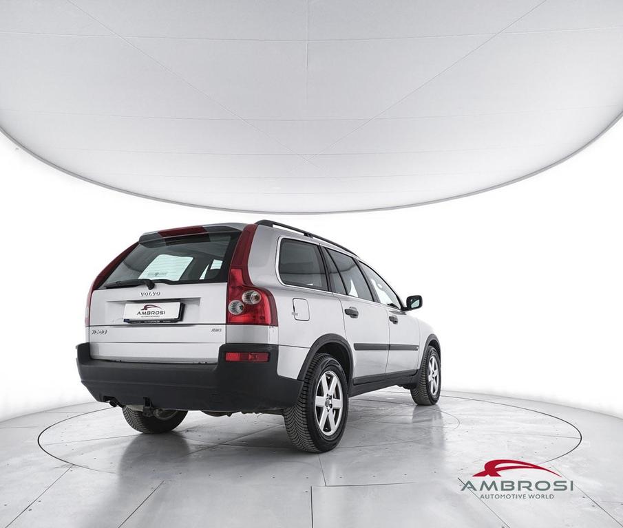 Volvo XC90 2.4 D5 185cv 6m