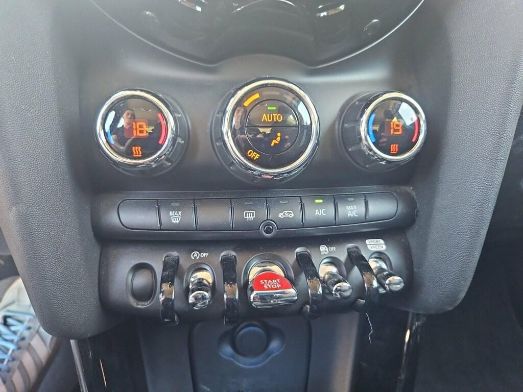 Mini Cooper 1.5 TwinPower Turbo Cooper Business DCT