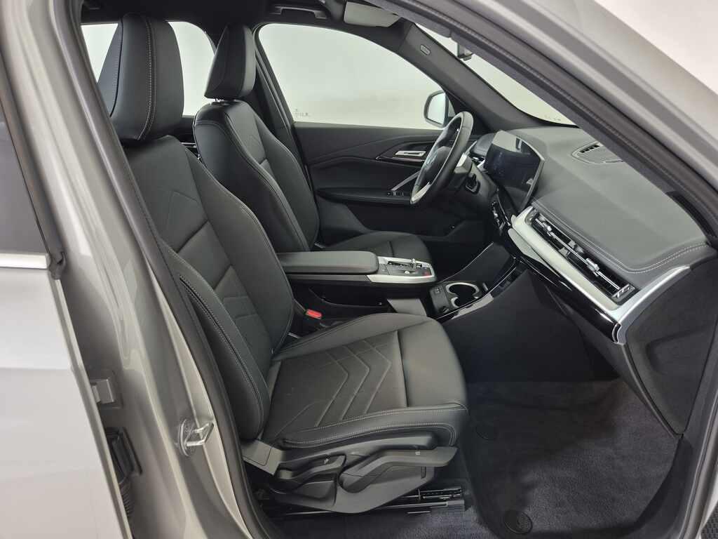 BMW iX1 edrive 20 X-Line