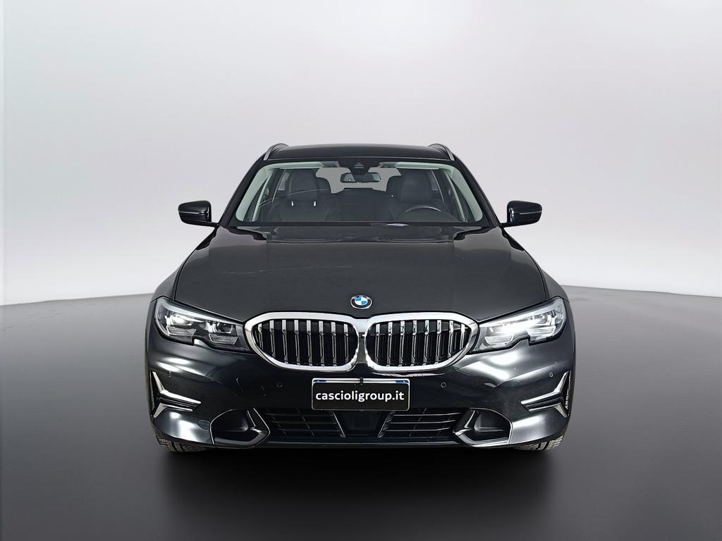 BMW Serie 3 320d Touring mhev 48V xdrive Luxury auto