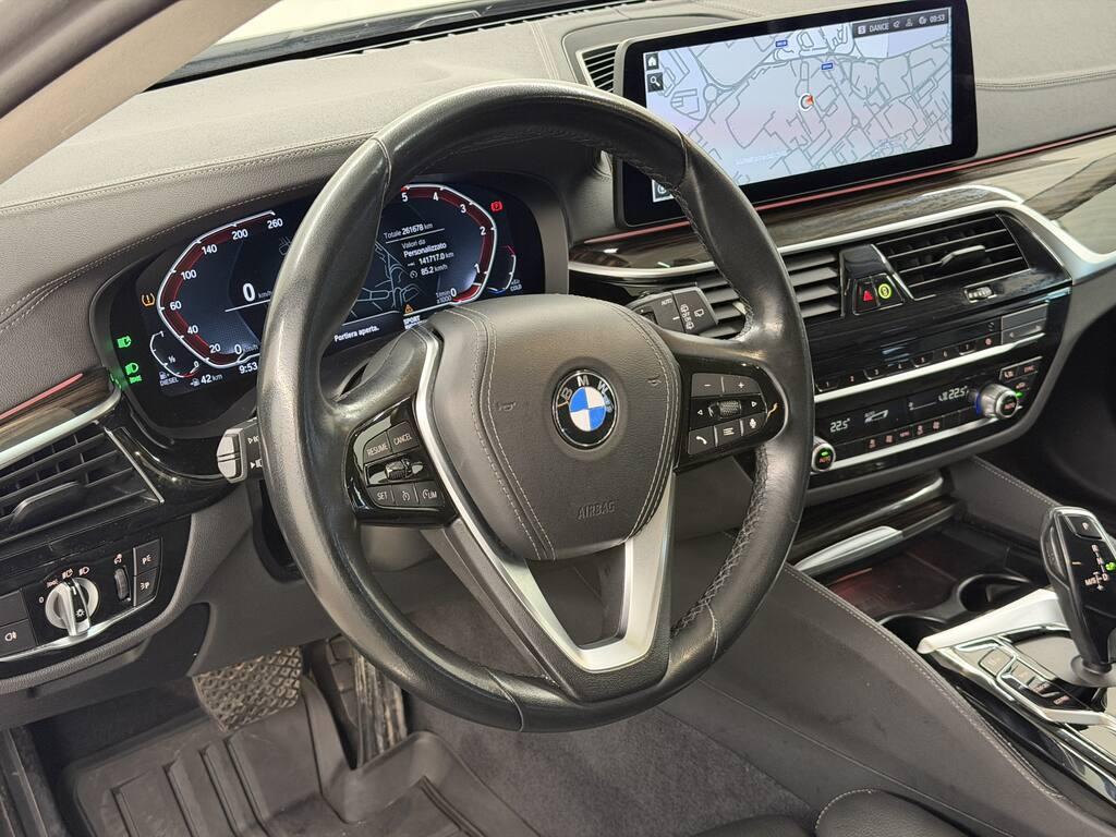 BMW Serie 5 530d Touring mhev 48V xdrive Business auto