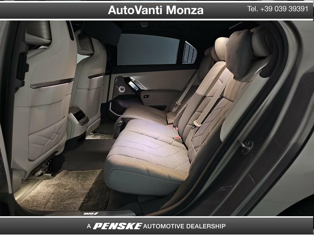 BMW Serie 7 i7 xdrive60