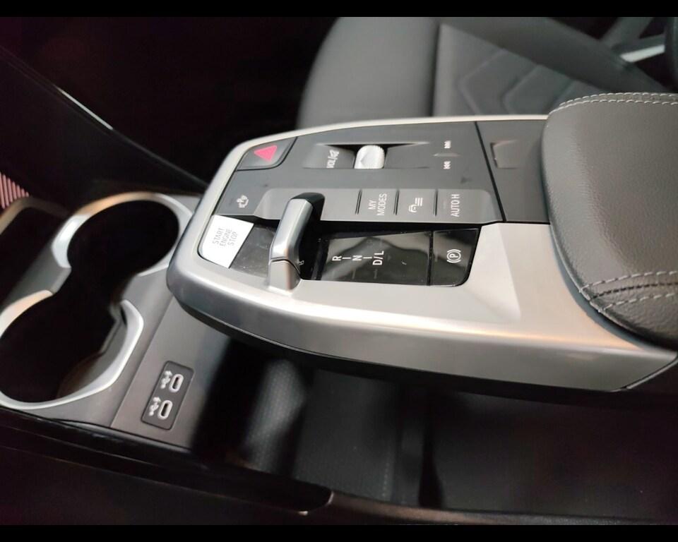 BMW X1 xdrive23d mhev 48V X-Line Edition Balance auto