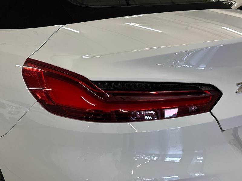 BMW Z4 sdrive 20i auto