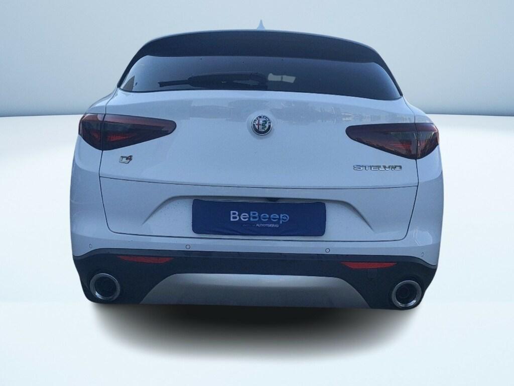 Alfa Romeo Stelvio 2.2 t Executive Q4 210cv auto my19