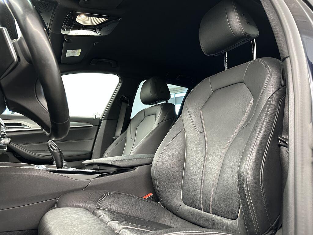 BMW Serie 5 520d Touring mhev 48V xdrive Business auto