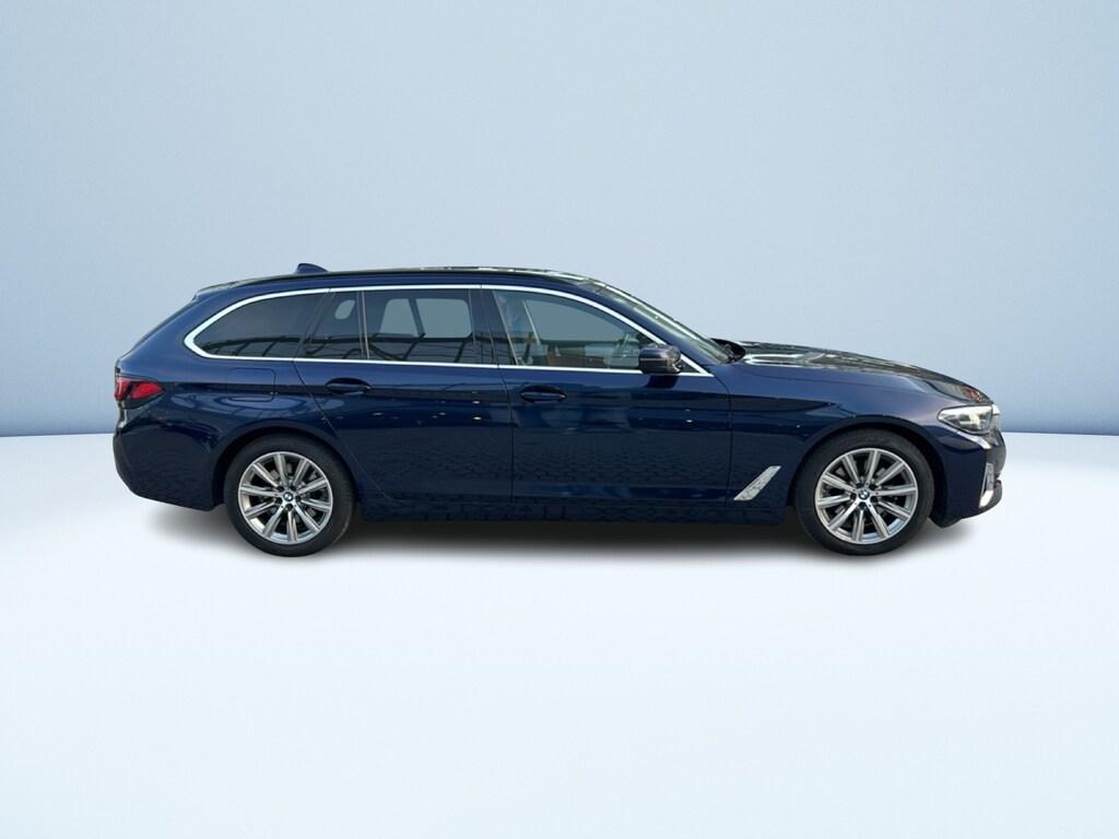 BMW Serie 5 520d Touring mhev 48V xdrive Luxury auto