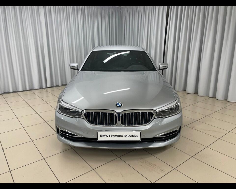 BMW Serie 5 530e Luxury auto