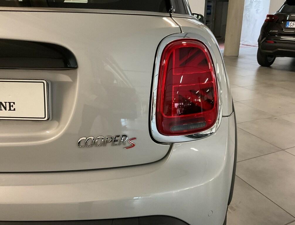 Mini Cooper S 2.0 TwinPower Turbo Cooper S Business DCT