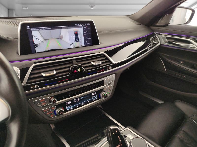 BMW Serie 7 730d mhev 48V xdrive auto