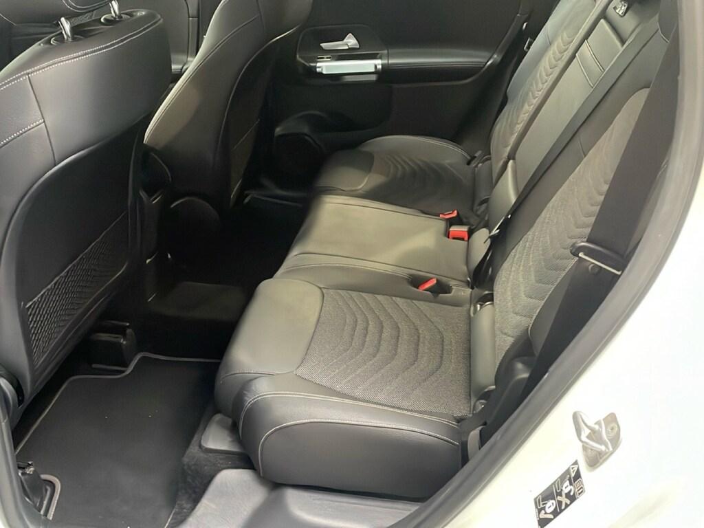 Mercedes GLB 180 d Progressive Advanced auto