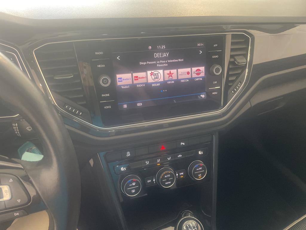Volkswagen T-Roc 1.0 tsi Advanced
