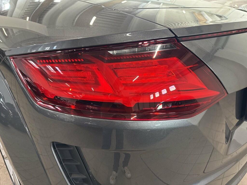 Audi TT Roadster 40 2.0 tfsi s-tronic