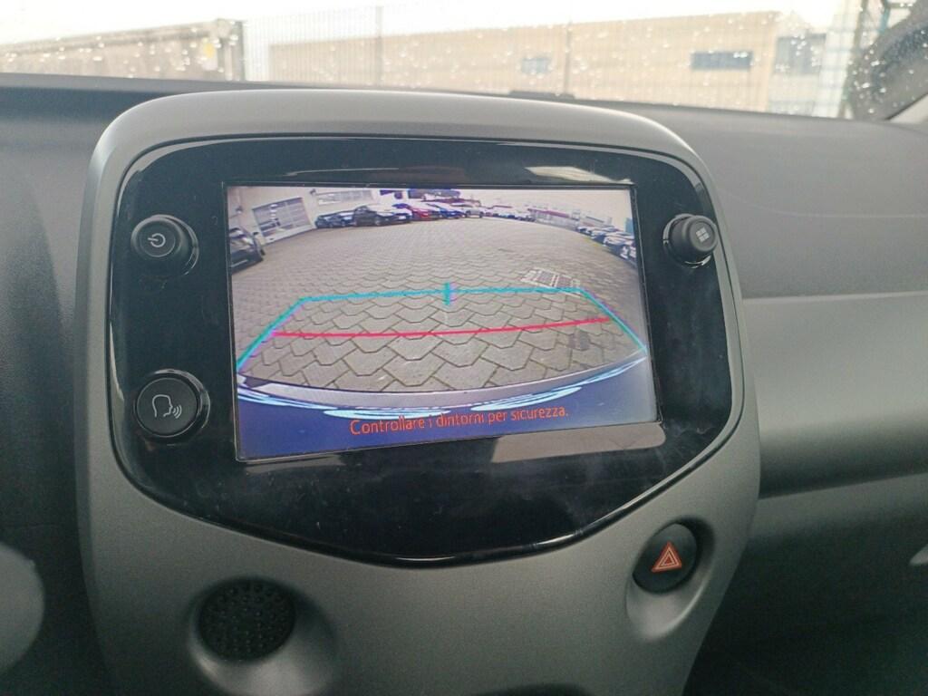 Toyota Aygo 5p 1.0 x-play 72cv