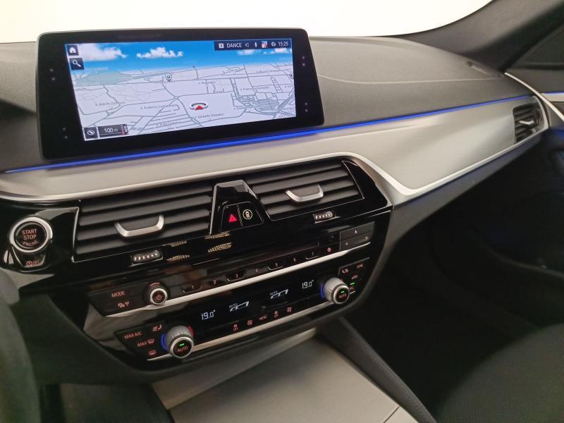 BMW Serie 5 520d xdrive Msport auto