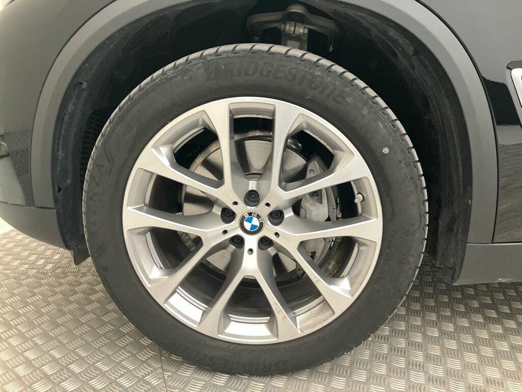 BMW X5 xdrive30d mhev 48V xLine auto