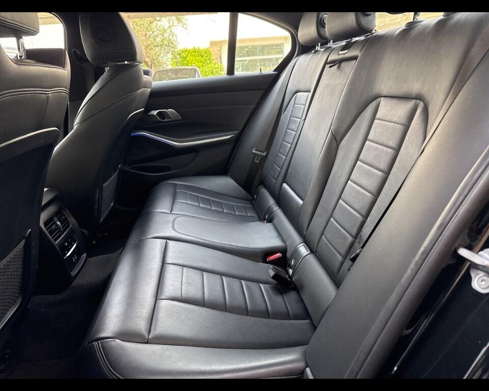 BMW Serie 3 330d mhev 48V xdrive Msport auto