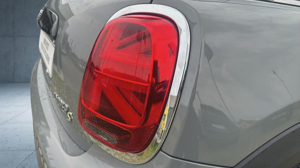 Mini Cooper SE 3p Classic auto