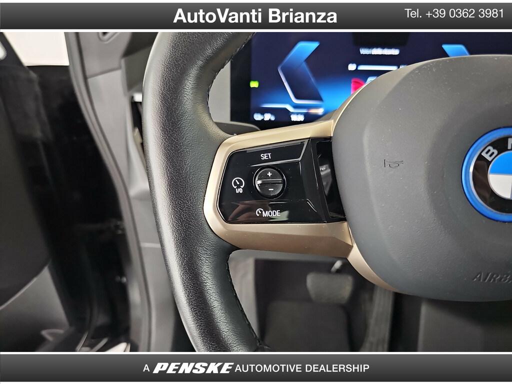 BMW iX xdrive50 pacchetto sportivo