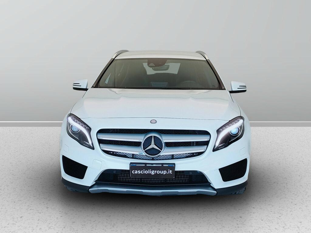 Mercedes GLA 200 d (cdi) Premium 4matic auto