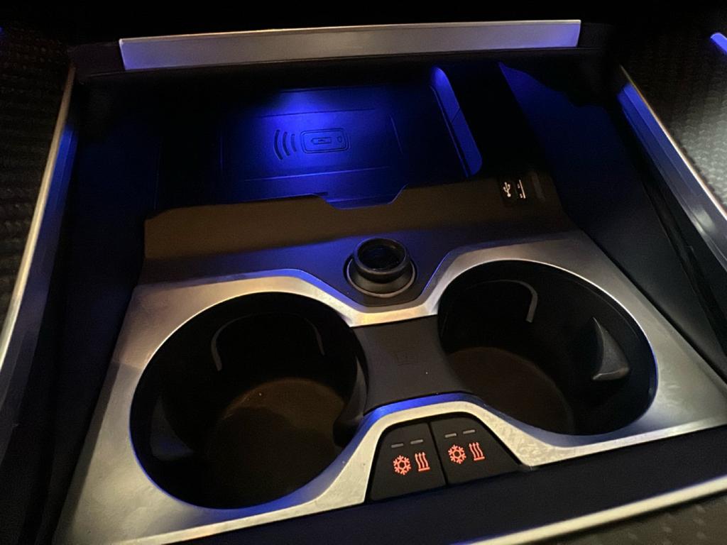 BMW XM 4.4 steptronic