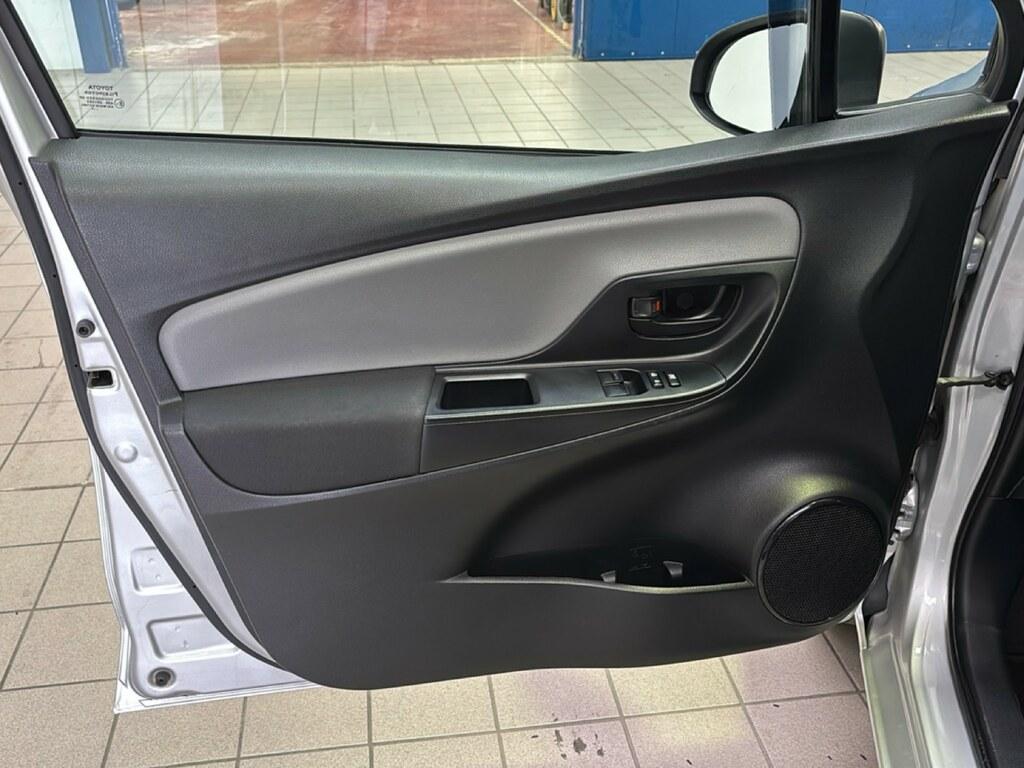 Toyota Yaris 5p 1.5 Lounge my18