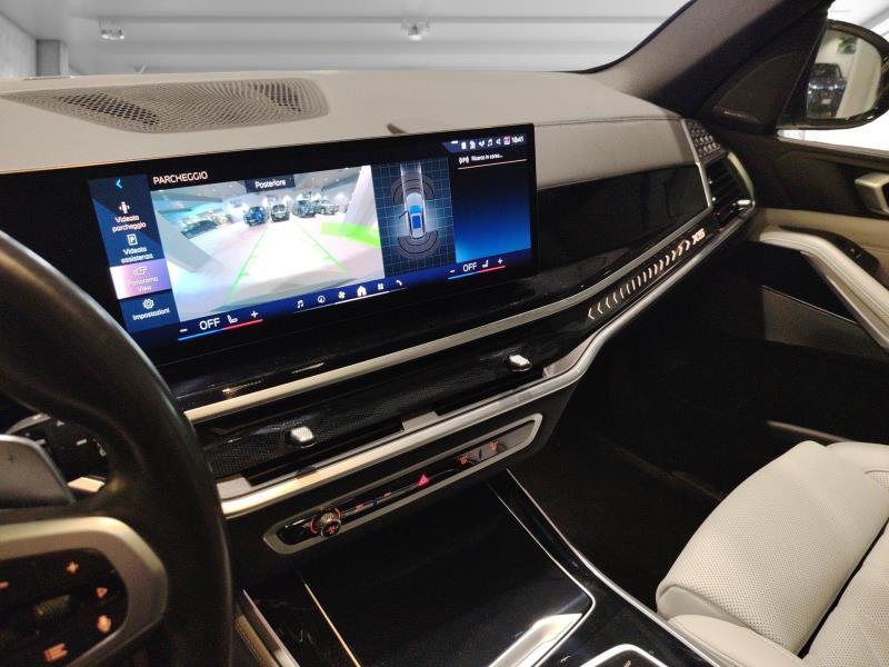 BMW X5 xdrive30d mhev 48V Msport auto