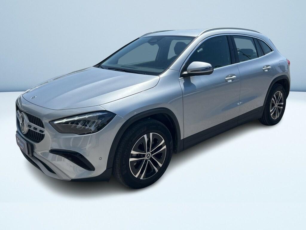 Mercedes GLA 180 d Advanced auto