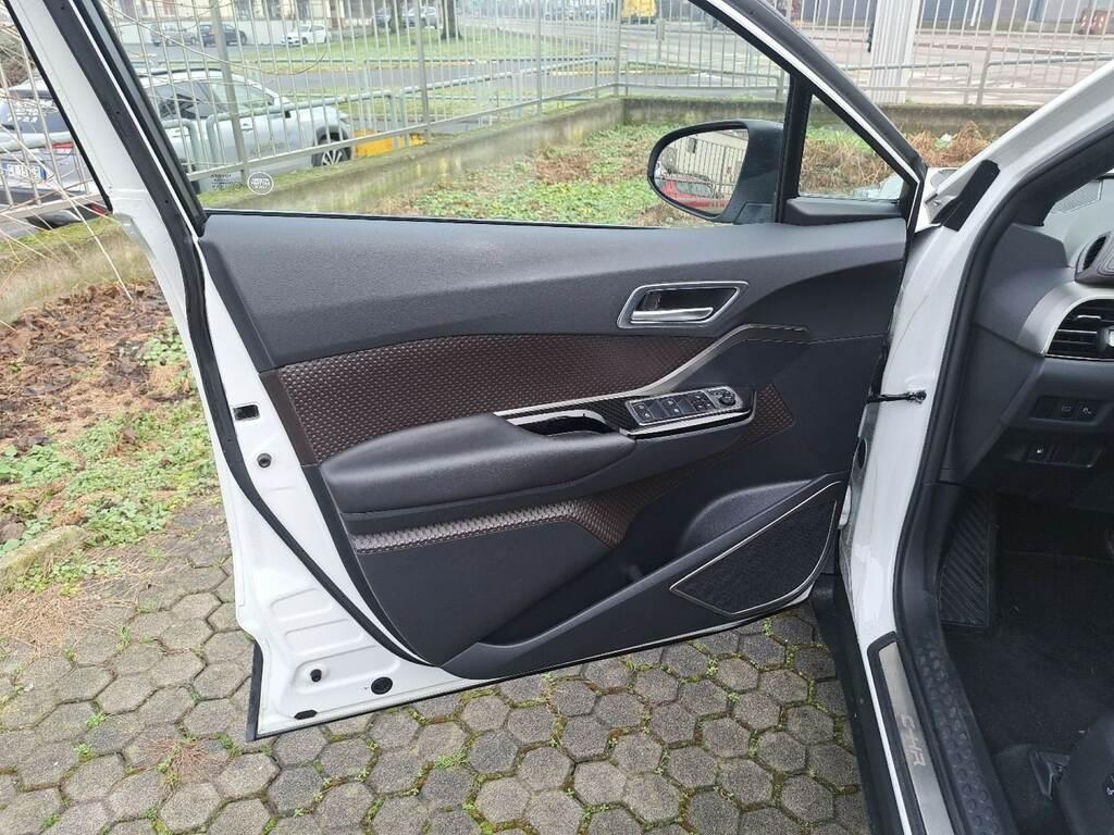 Toyota C-HR 1.8h Lounge 2wd e-cvt my18