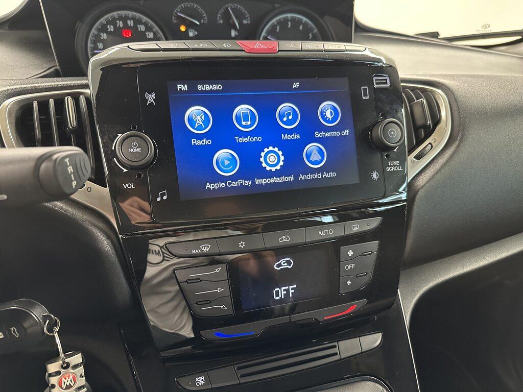 Lancia Ypsilon 1.0 hybrid Gold s&s 70cv