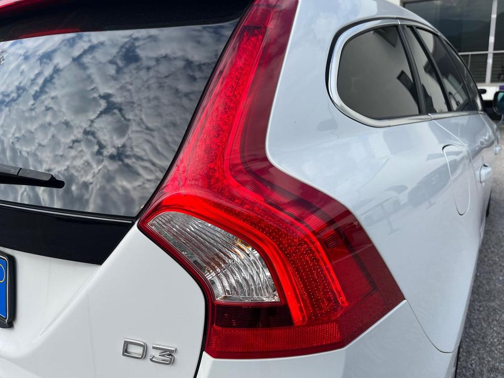 Volvo V60 2.0 D3 Momentum geartronic