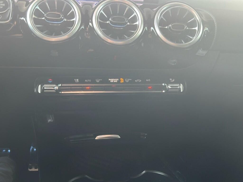 Mercedes Classe A 180 d Digital Edition auto