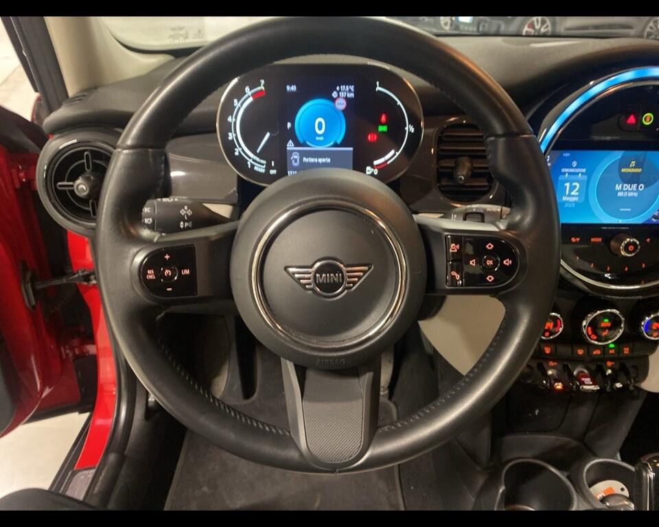 Mini Cooper 1.5 TwinPower Turbo Cooper Business DCT