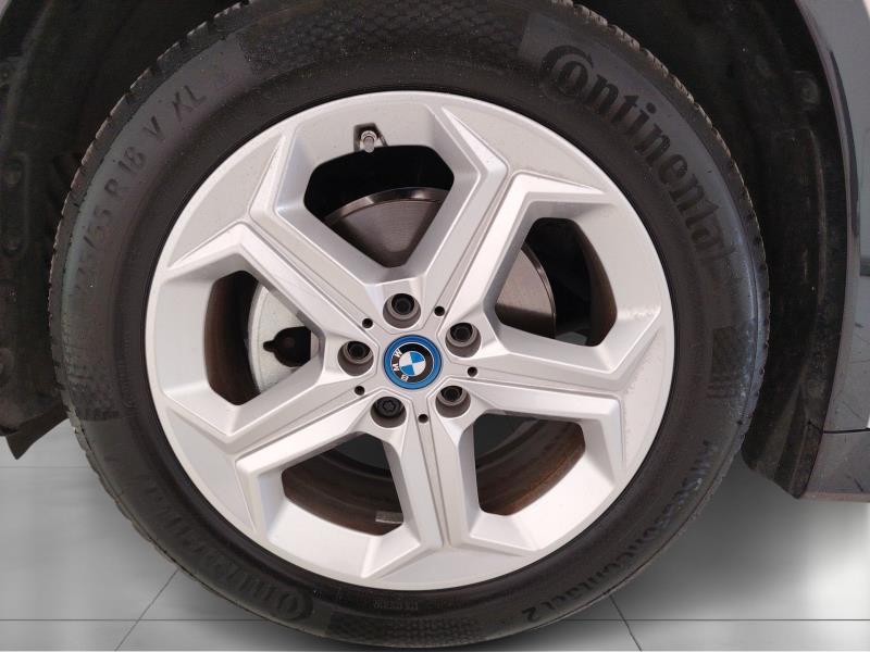 BMW iX1 edrive 20 X-Line