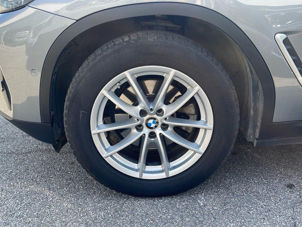 BMW X3 xdrive20d mhev 48V auto