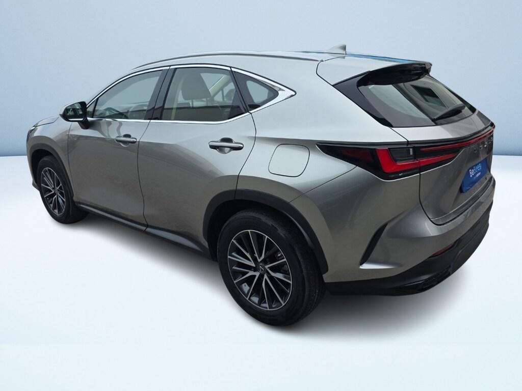 Lexus NX 2.5 hybrid Business 4wd e-cvt