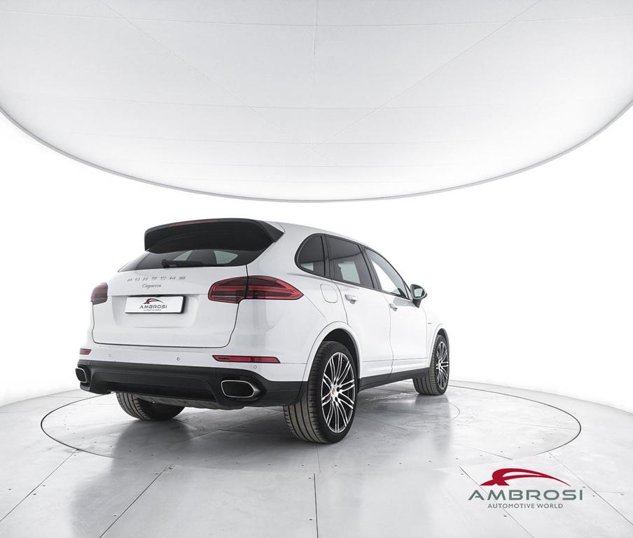 Porsche Cayenne 3.0 tiptronic