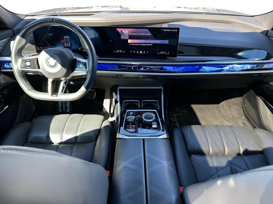 BMW Serie 7 i7 xdrive60 Msport