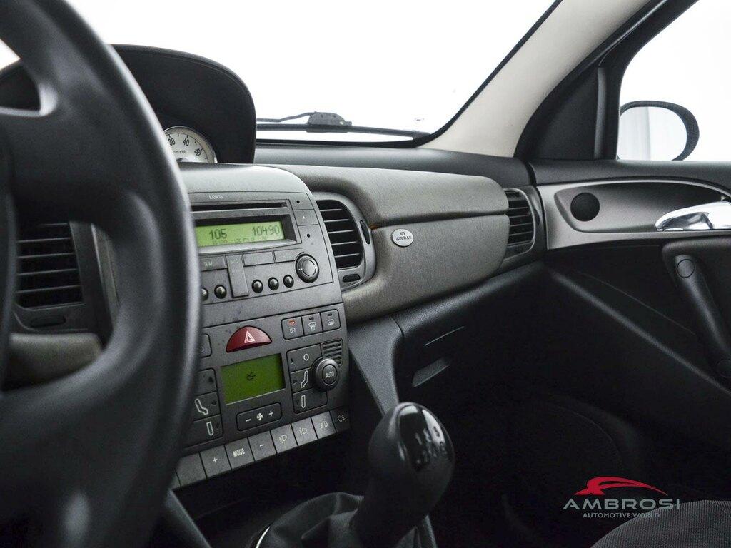 Lancia Ypsilon 1.3 mjt Platino
