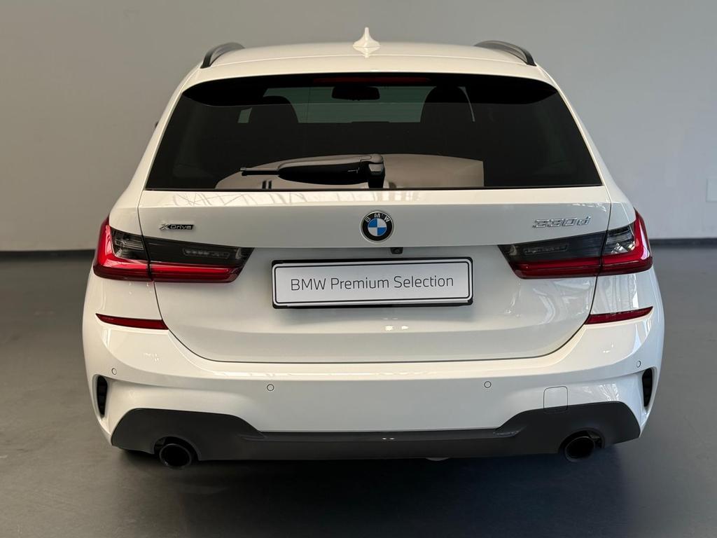 BMW Serie 3 330d Touring mhev 48V xdrive Msport auto