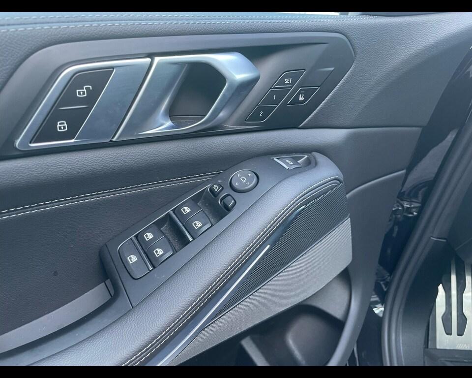 BMW X5 xdrive40d mhev 48V Msport auto