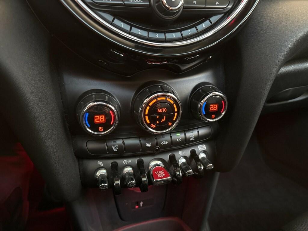 Mini Cooper 1.5 TwinPower Turbo Cooper Hype