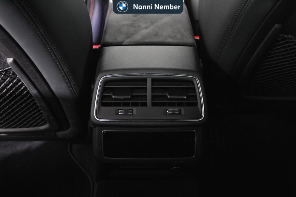 Audi RS6 Avant 4.0 mhev performance quattro tiptronic