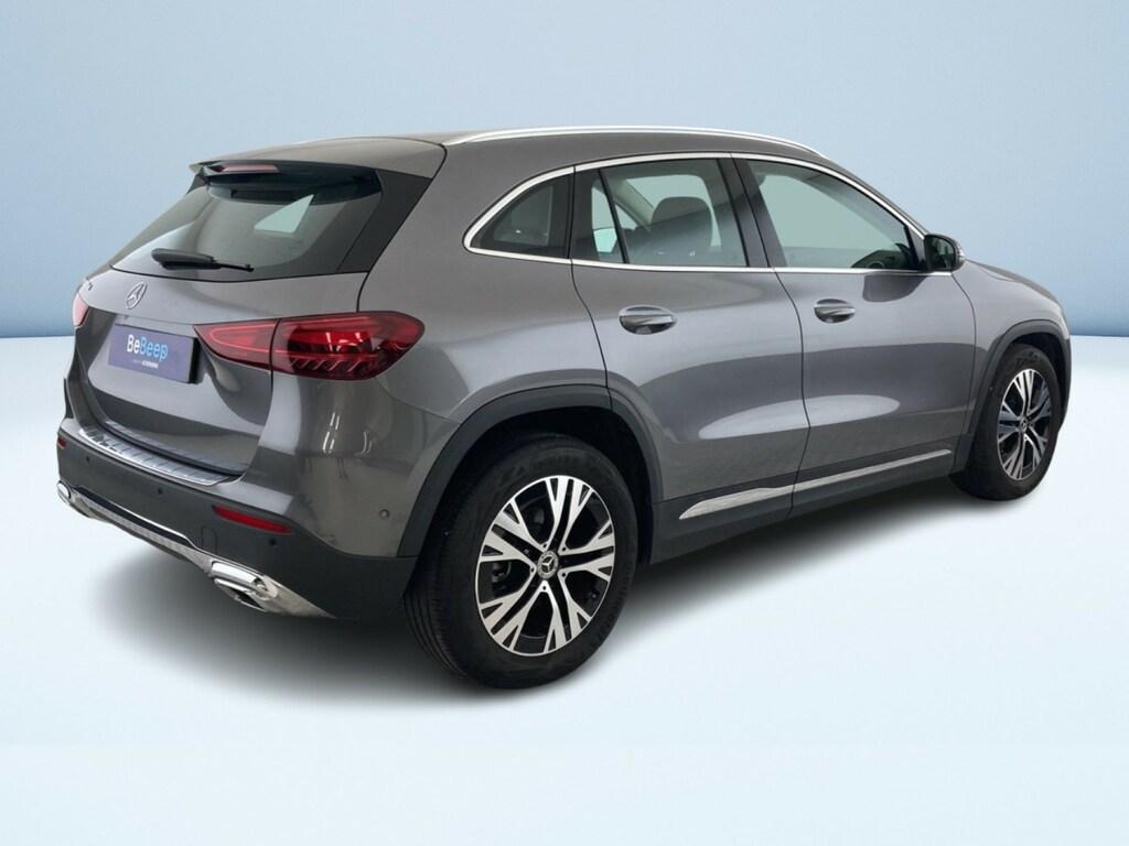 Mercedes GLA 180 d Progressive Advanced auto