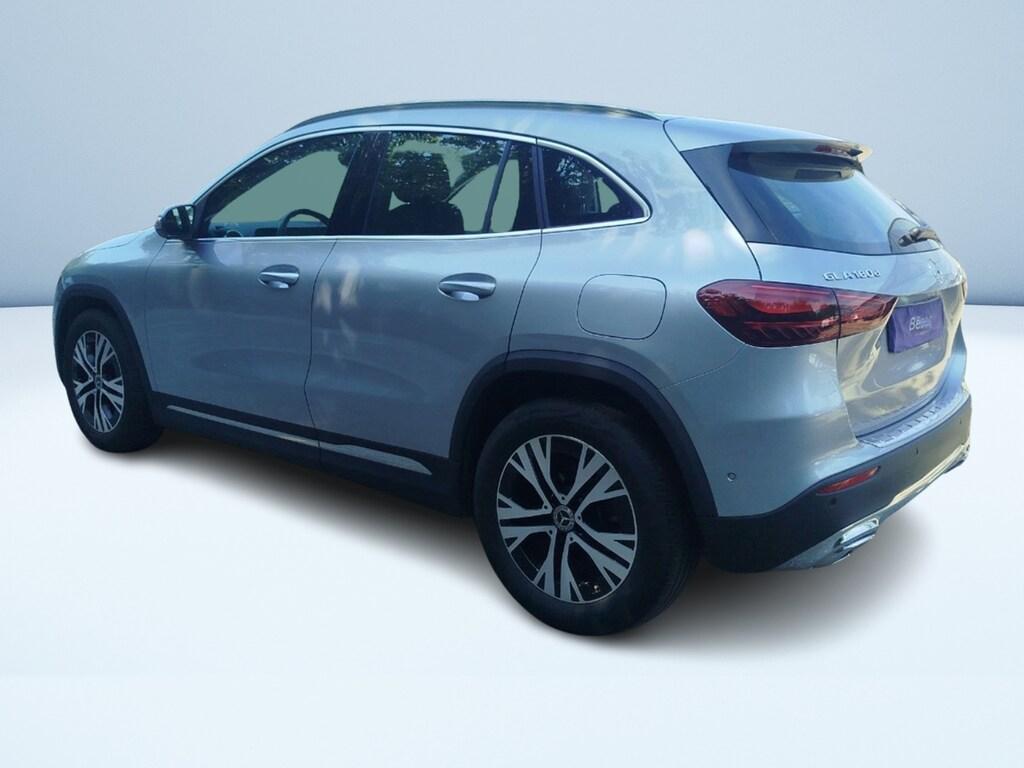 Mercedes GLA 180 d Progressive Advanced auto