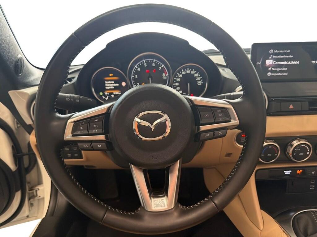 Mazda MX-5 1.5 Kazari